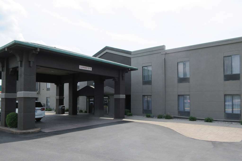 Comfort Inn 巴兹敦 外观 照片